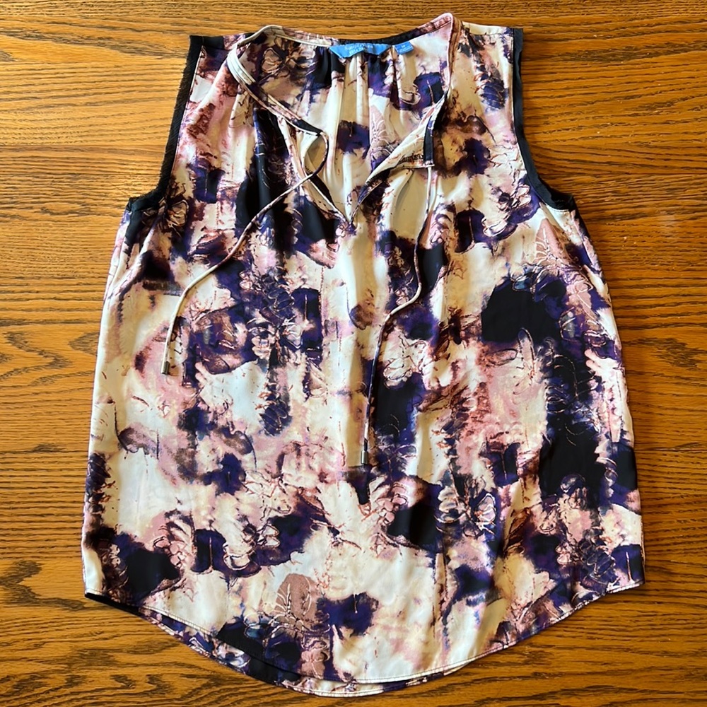 Simply Vera sleeveless blouse